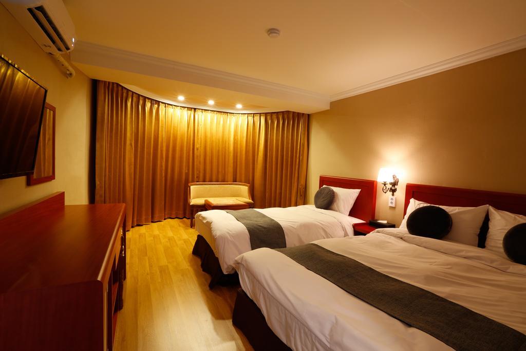 Anmyeondo Plaza Hotel Taean Zewnętrze zdjęcie