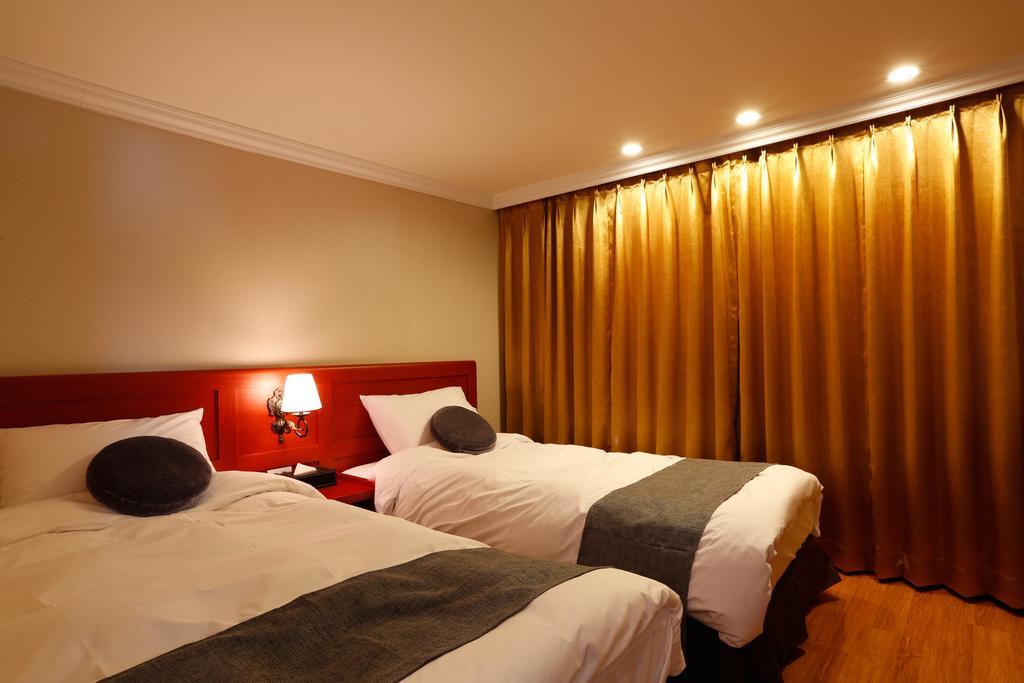 Anmyeondo Plaza Hotel Taean Zewnętrze zdjęcie